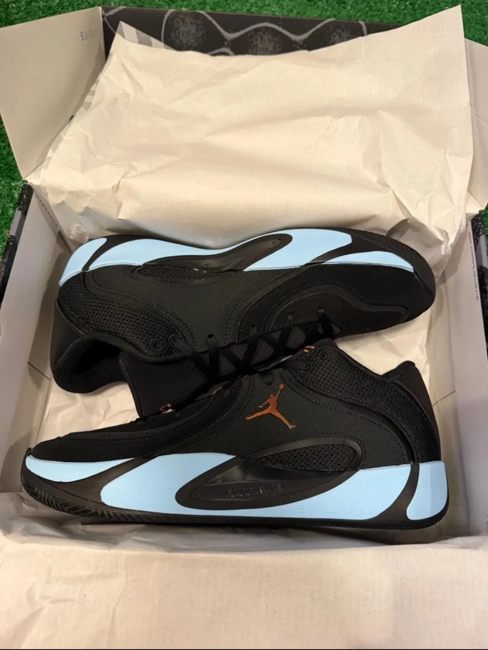 Jordan Men's Tatum 4 Basketball Sneakers size 10.5 ice blue